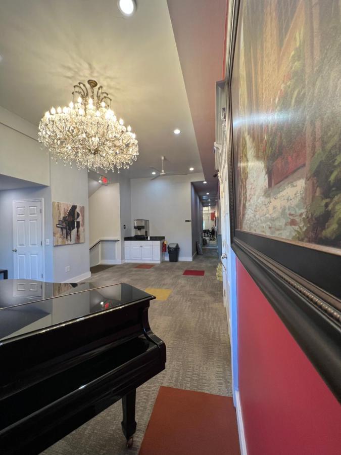 Chateau Suites Norristown Exteriér fotografie